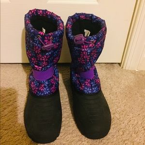 Brand new winter boots for girls